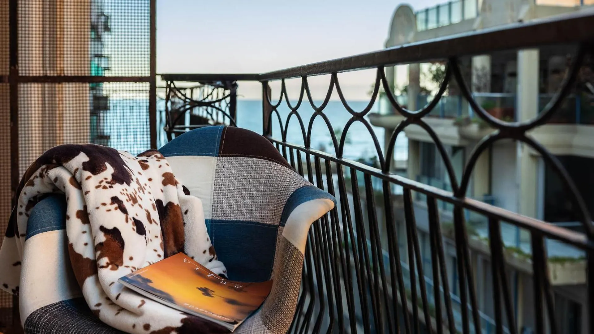 Casa Dei Visionari - Mare Apartment Bari