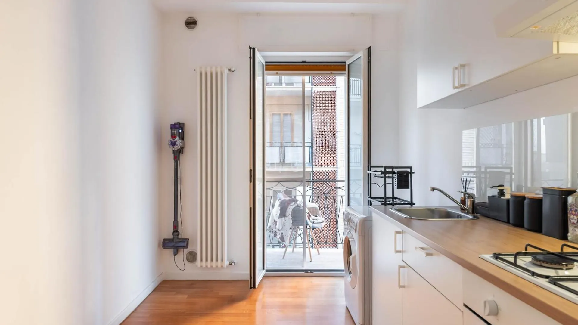 Casa Dei Visionari - Mare Apartment Bari