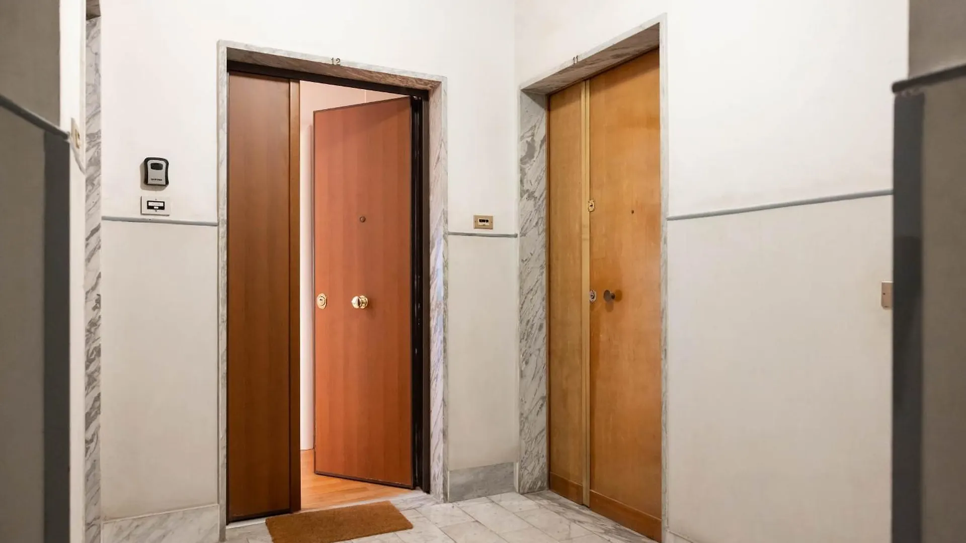 Casa Dei Visionari - Mare Apartment Bari